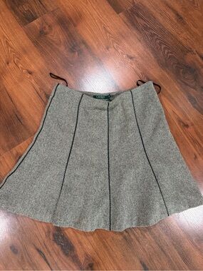 Lauren Ralph Lauren Women's 8 Wool Blend Faux Leather Trim Flowy Short  Skirt